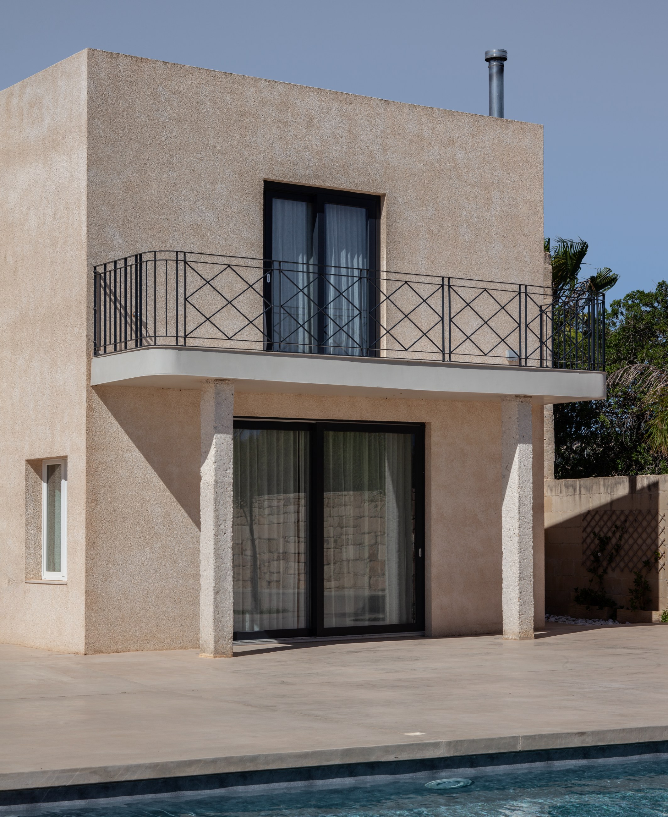Farmhouse (Studios), view 26