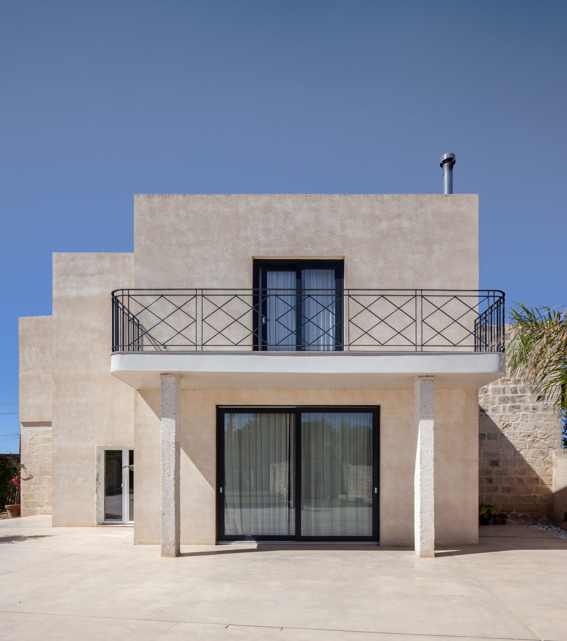 Farmhouse (Studios)