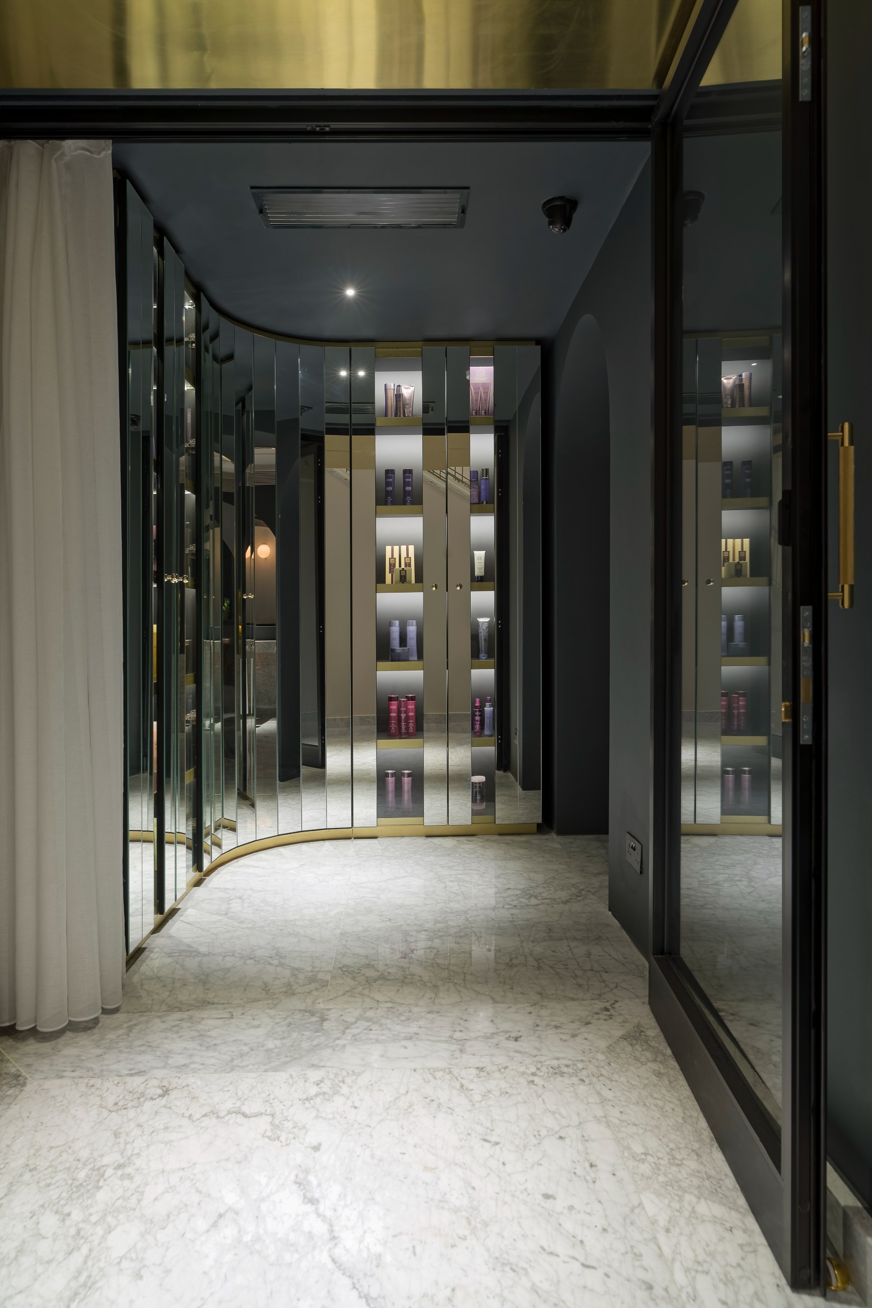 Dean Gera at the Phoenicia, view 3