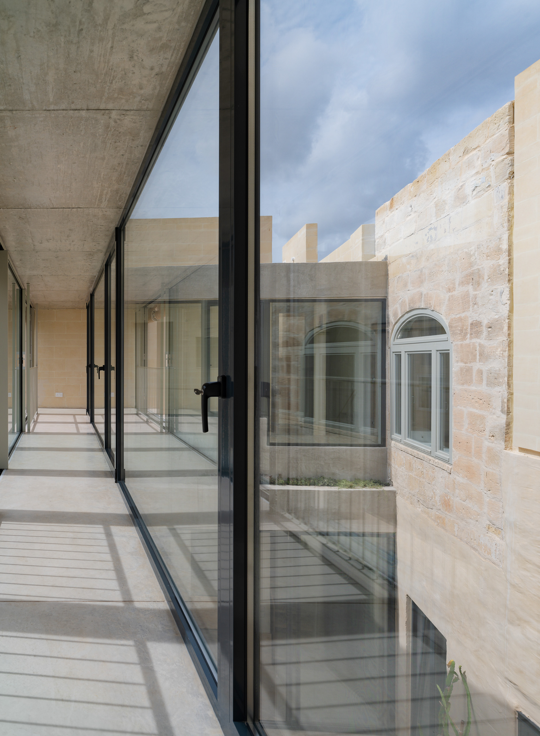 Valentino Architects - Malta - No52 Residence